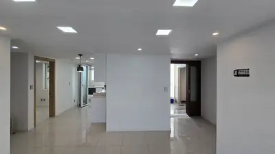 동대문구 장안동 장안래미안1차 디아망 퓨어화이트프리미엄실크도배(아트월도배) 현장 사진