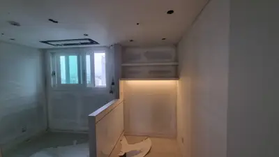 강남구대치동대치팰리스전체실크도배무몰딩도배 현장 사진
